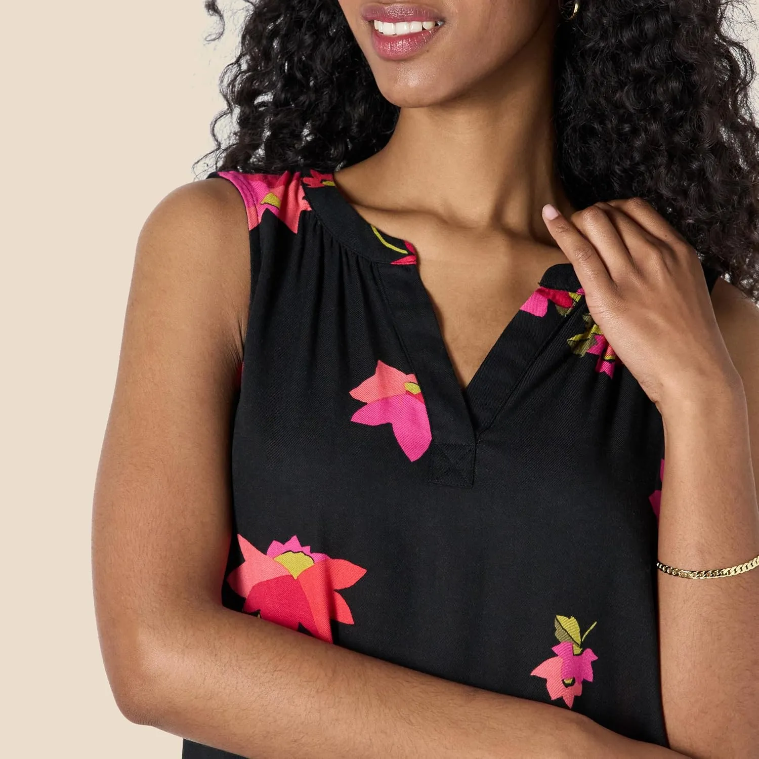 Amazon Essentials Women's Sleeveless Woven Shift Dress