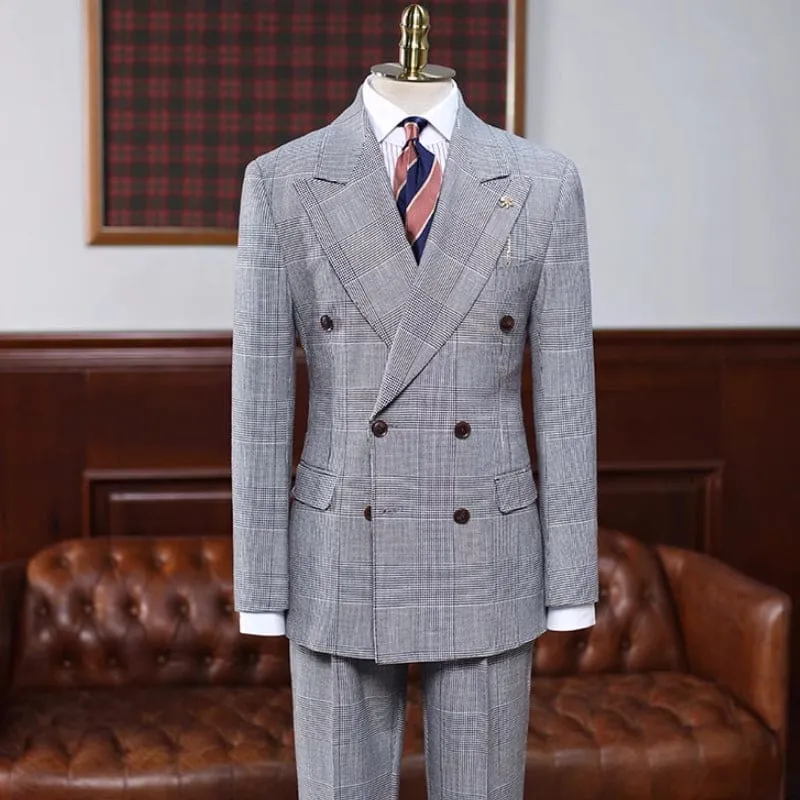 Gentle Gray Plaid Peaked Lapel Two Pieces Double Breasted Business Suits