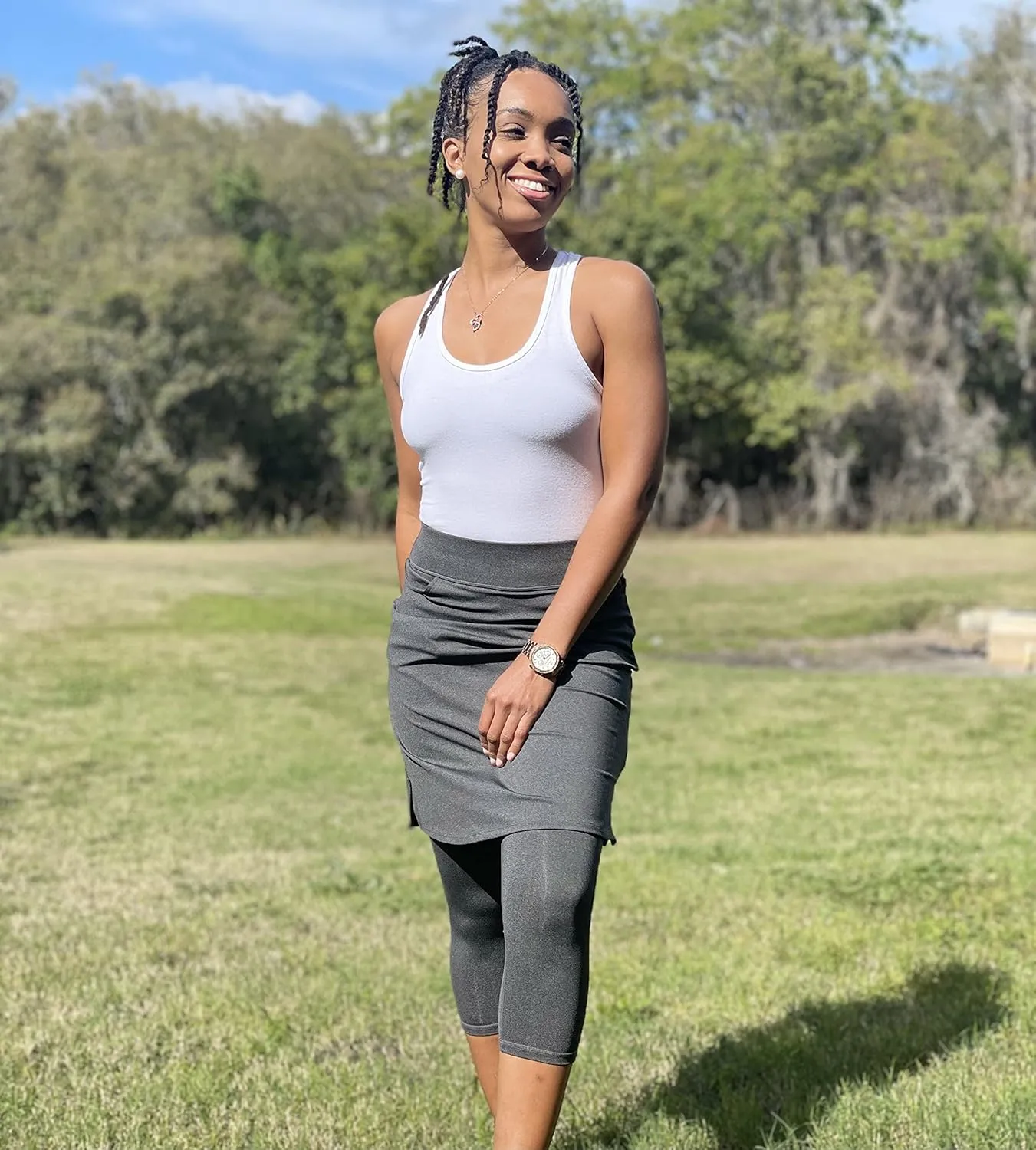 HOKOYI Modest Skirt with Leggings Attached for Women Workout Knee Length Swim Capri Pants with 2 Pockets