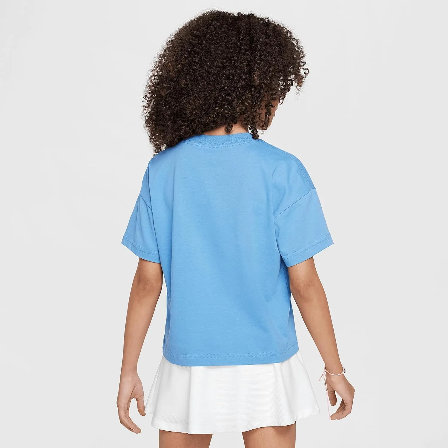 Nike Sportswear Big Kids' (Girls') T-Shirt (Blue Beyond, HM6311-410)