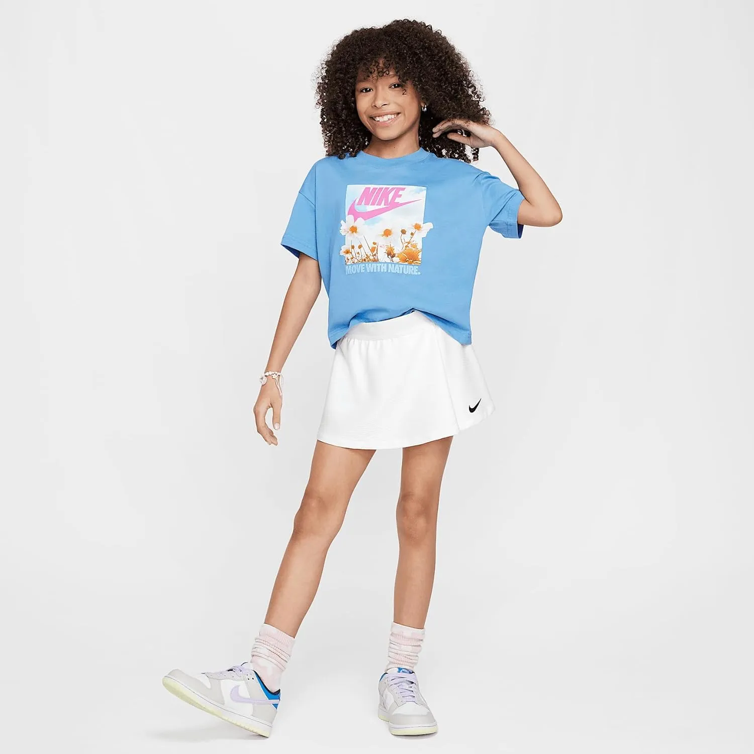 Nike Sportswear Big Kids' (Girls') T-Shirt (Blue Beyond, HM6311-410)