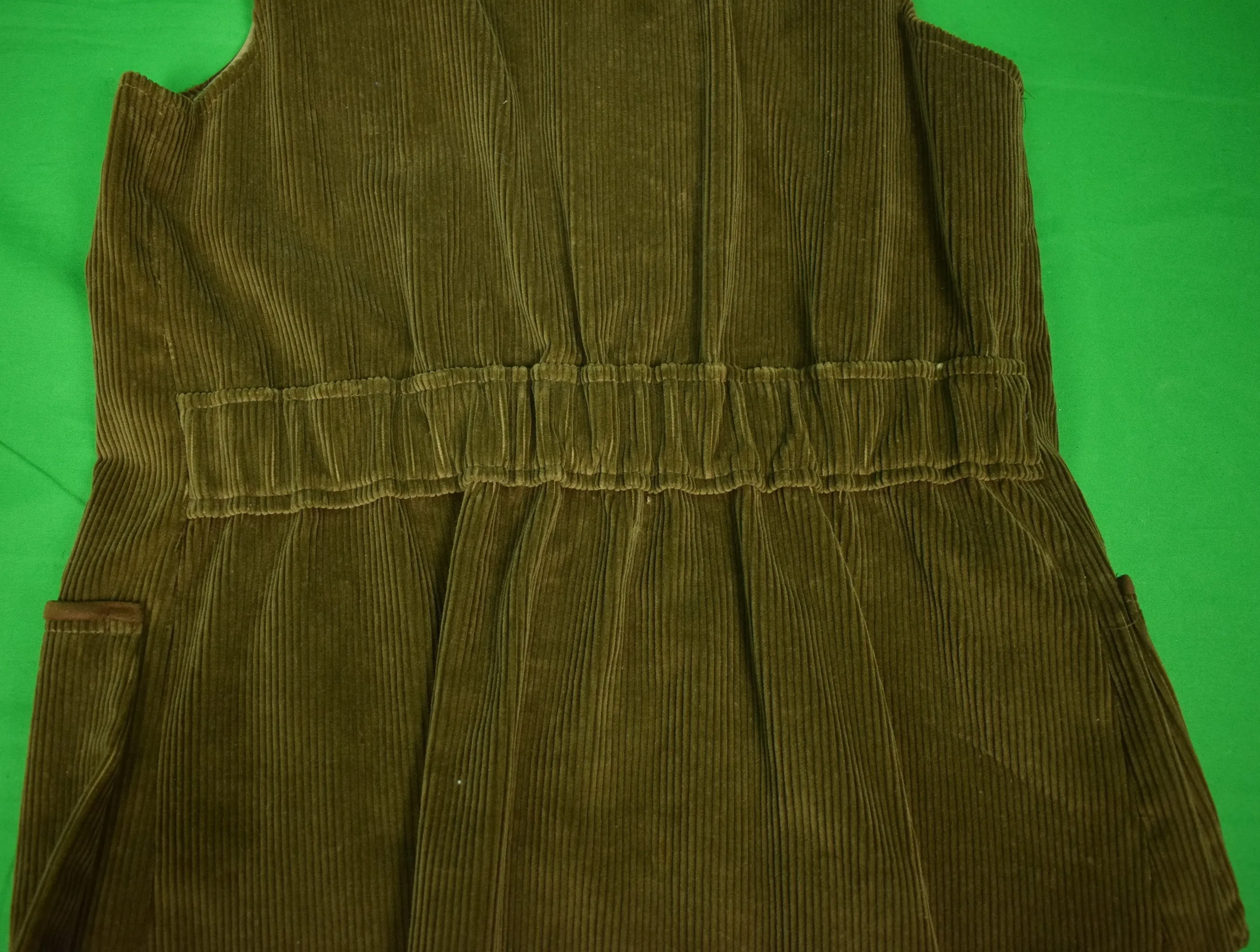 "Holland & Holland Olive Corduroy Shooting Vest" Sz: S (SOLD)
