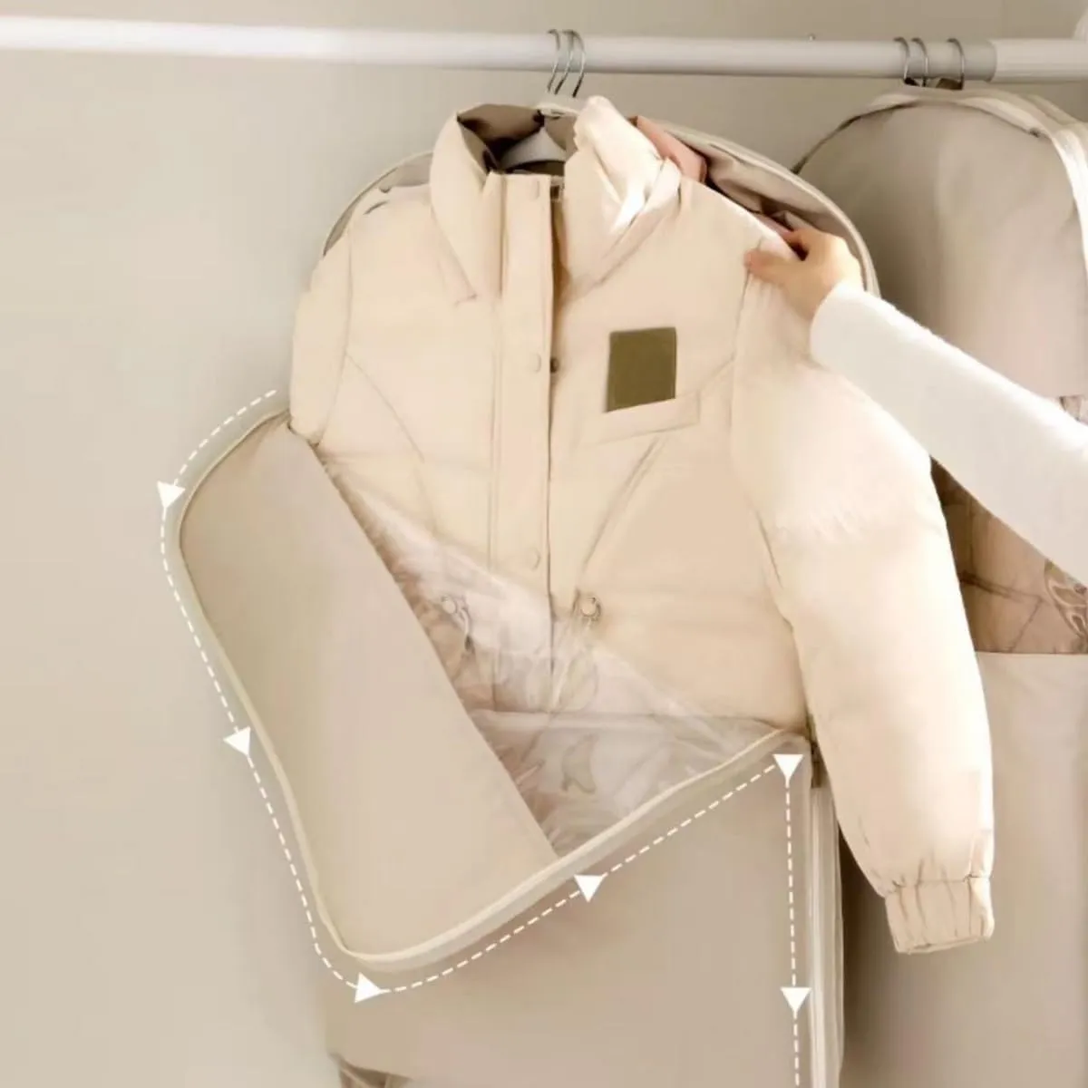 Space Saving Hanging Garment Bag with Self Compression Zipper -Dust Cover Clothes Bags for Down Coat, Space Saver Travel Garment Bag for Closet Organizers (Beige, M(110 * 58 * 15))