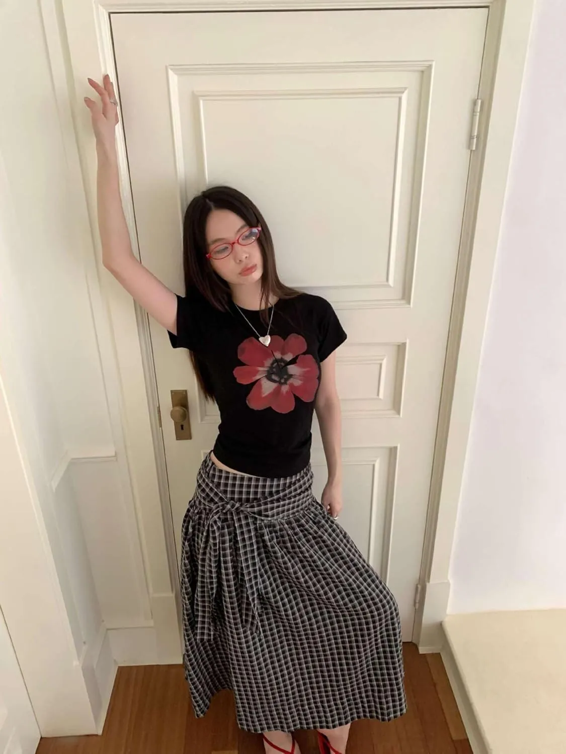 utcoco Women 2025 Fashion Tie Waist Plaid Maxi Skirt Casual Pleated A-Line Swing Long Skirts y2k Clothes
