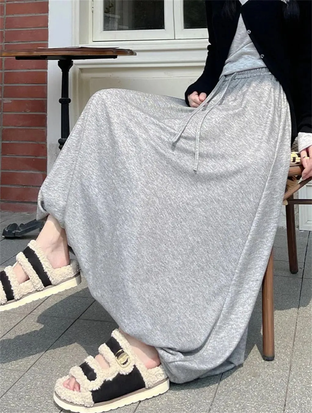 Women's Long Skirt Elastic Waist A-Line Solid Color Knitted Pleated Skirts
