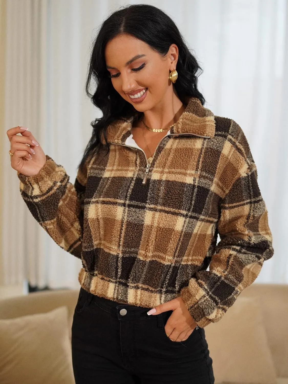 ZAFUL Women's Faux Fur Pullover Half Zip Long Sleeve Crop Sweatshirt Tops